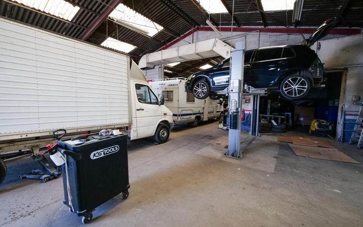 Garage automobile à Trouy